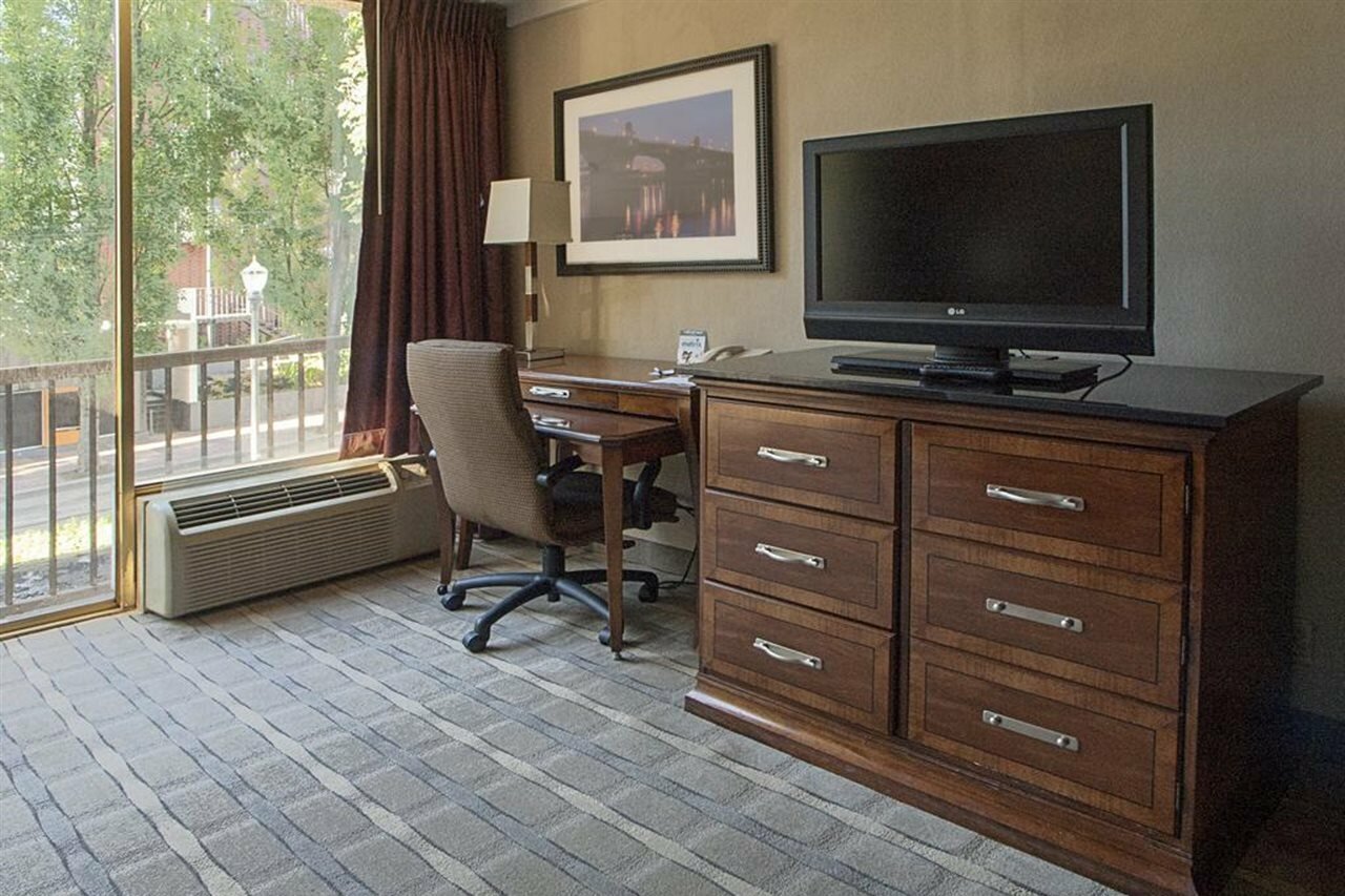 Фото Inn At The Convention Center