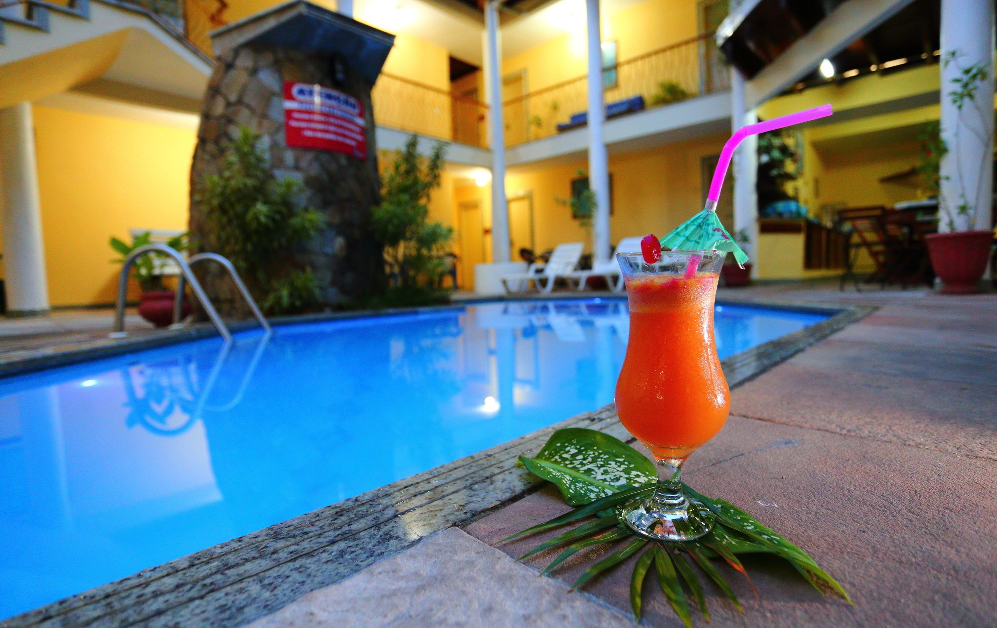 Фото Marlim Porto Hotel