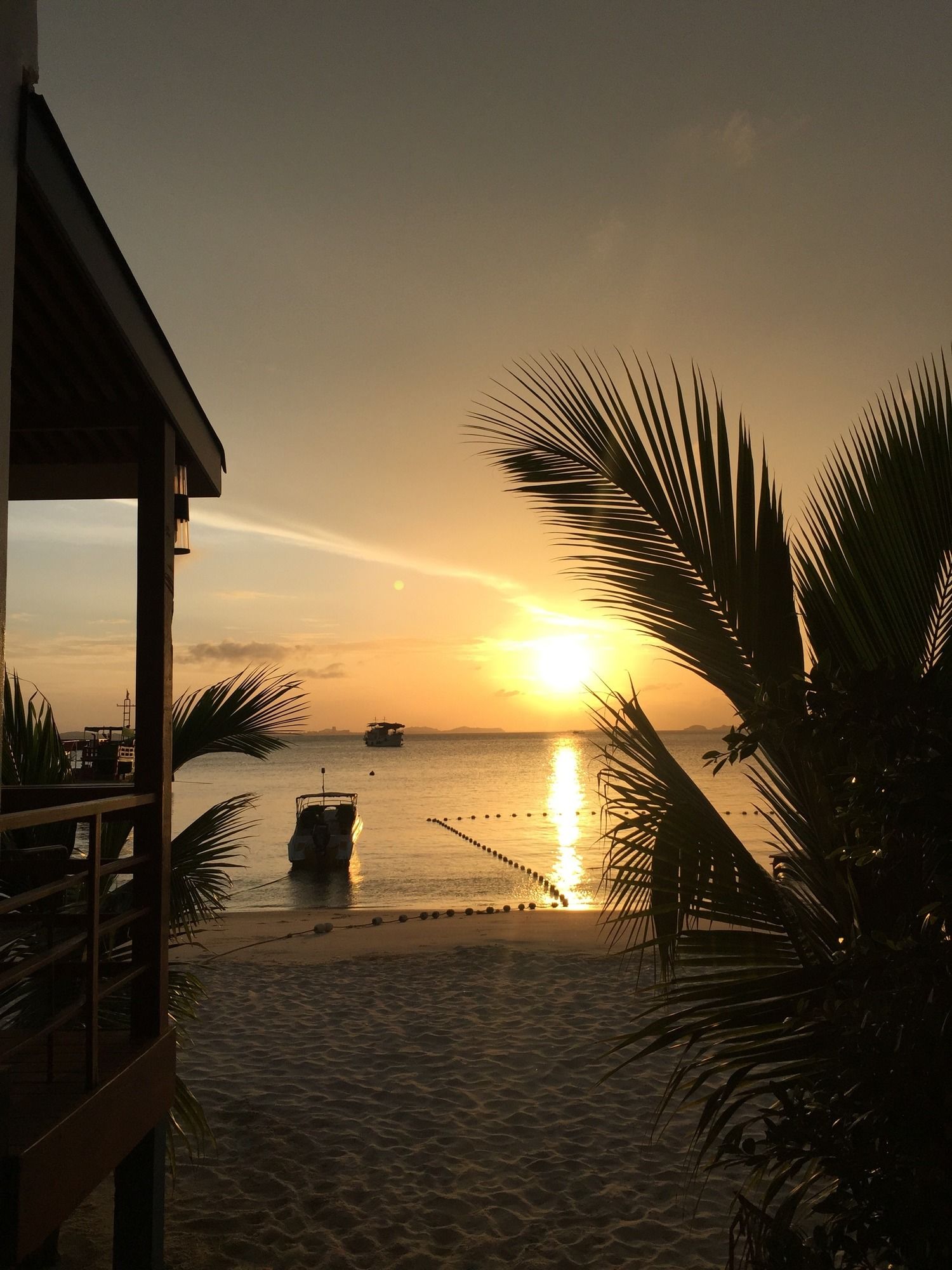 Фото Samed Seaside Resort