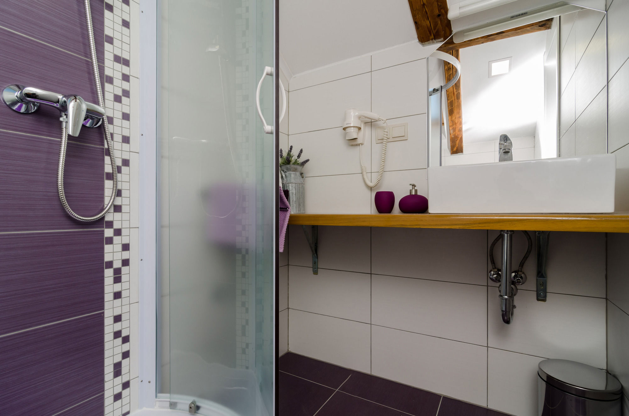 Фото Lavender Garden Apartments