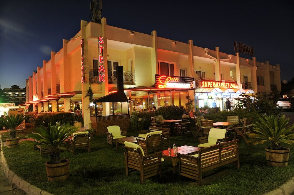 Фото Hotel Lotus