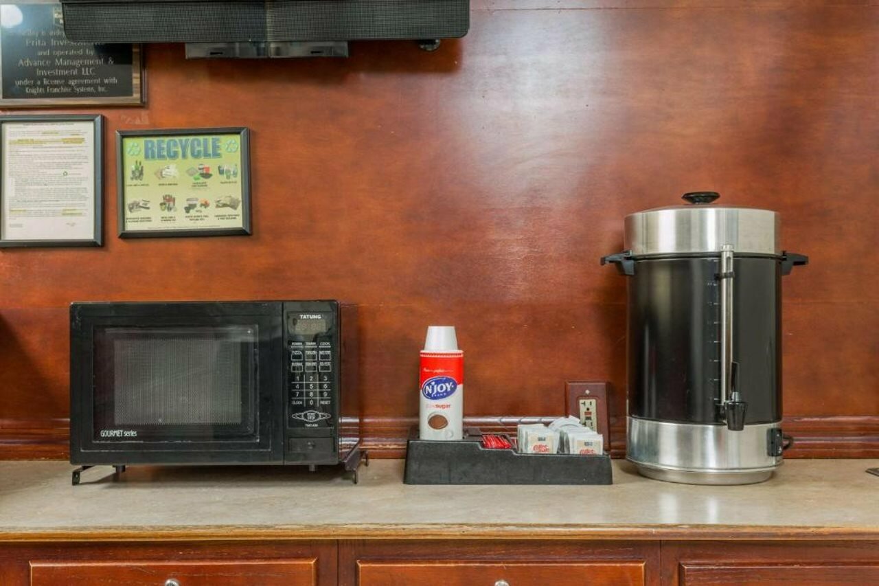 Фото Studio 6 Suites San Ysidro, Ca -San Diego South Bay