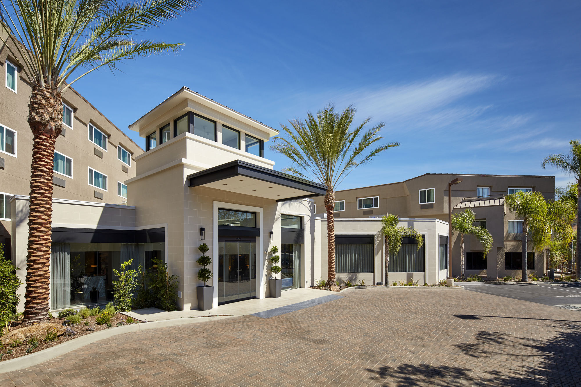 Фото Hilton Garden Inn San Diego Mission Valley Stadium