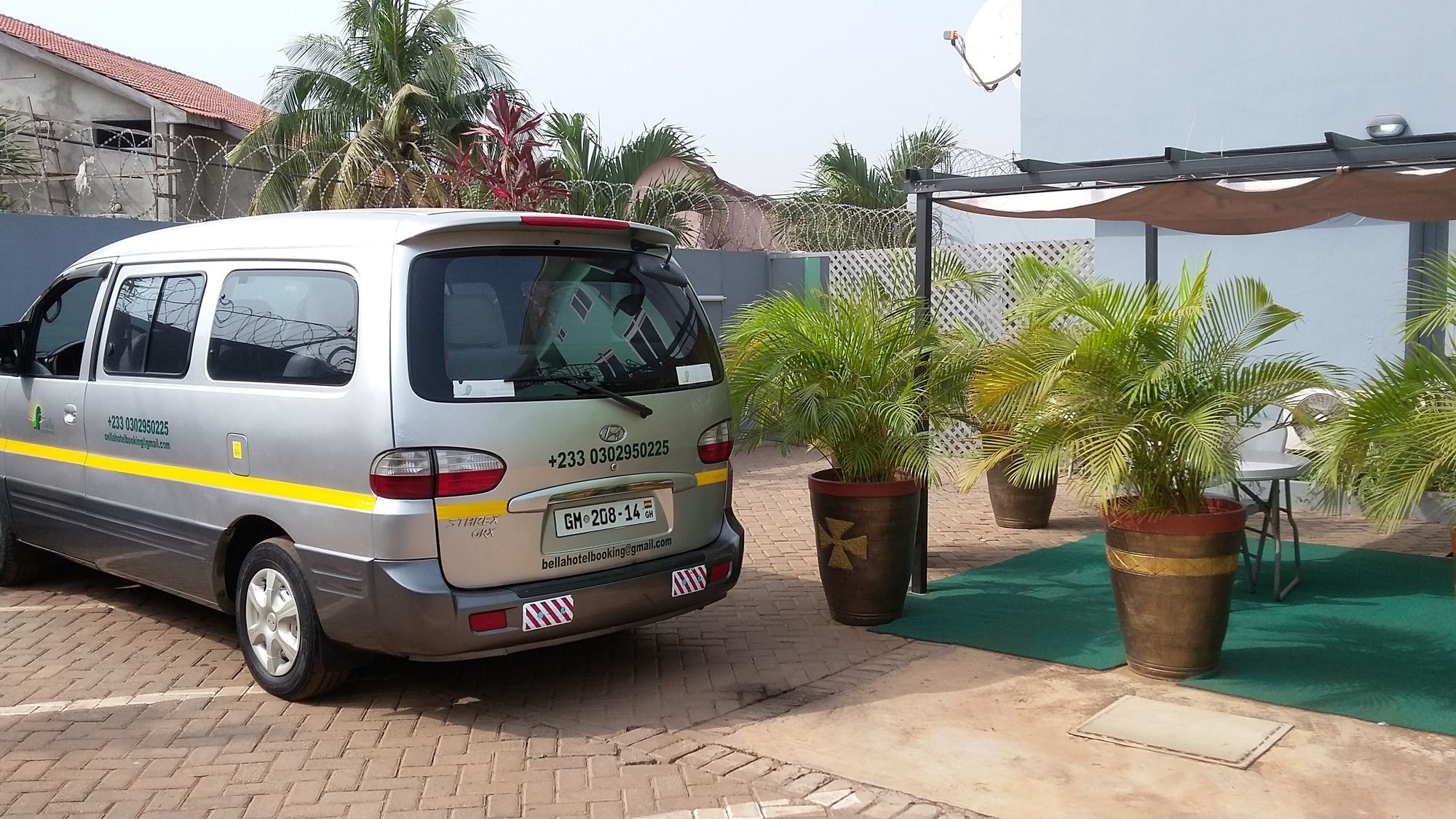 Фото отеля 2