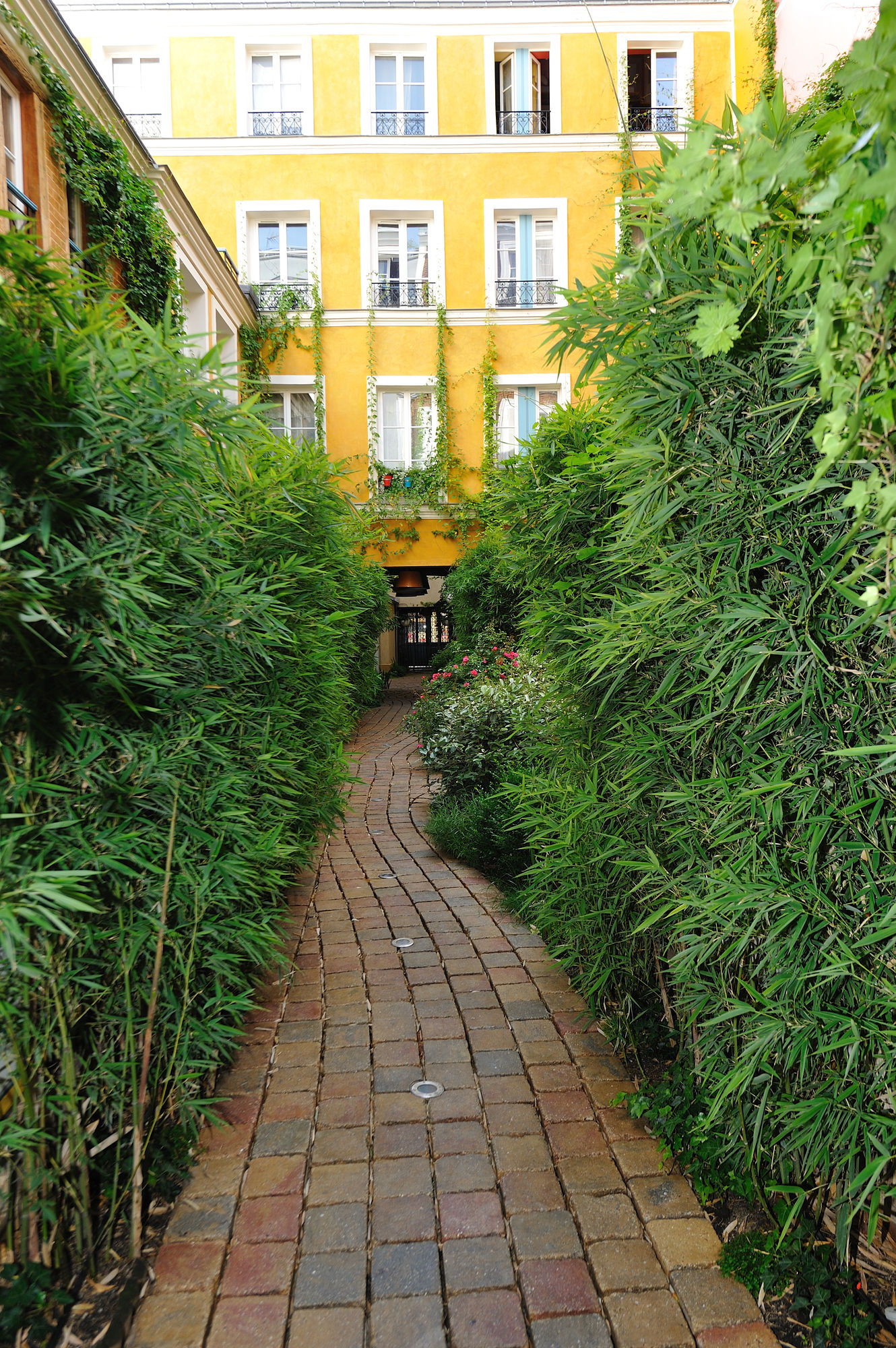 Фото отеля 3