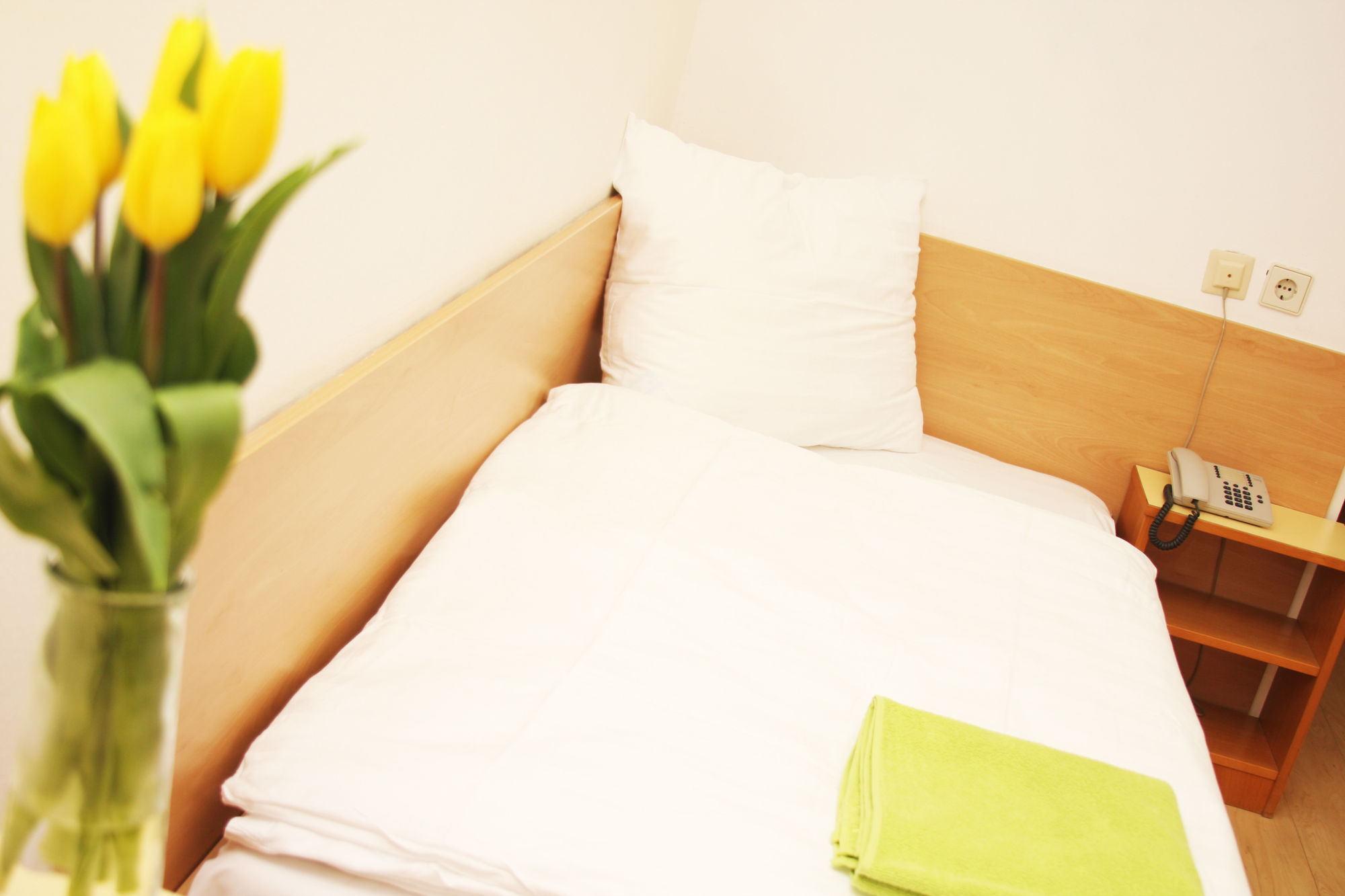 Фото MyNext - Westbahnhof Hostel One