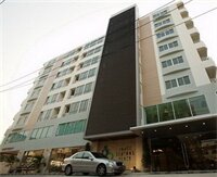 Фото Three Seasons Place