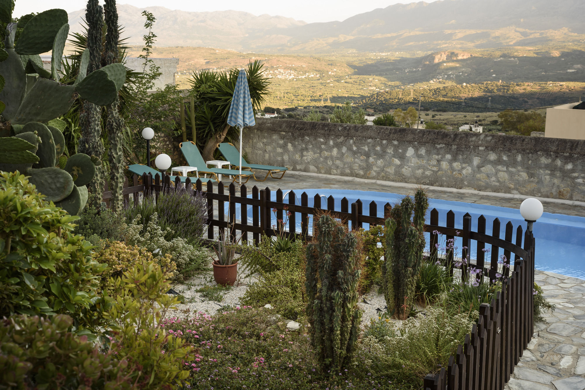 Фото Villa Athina