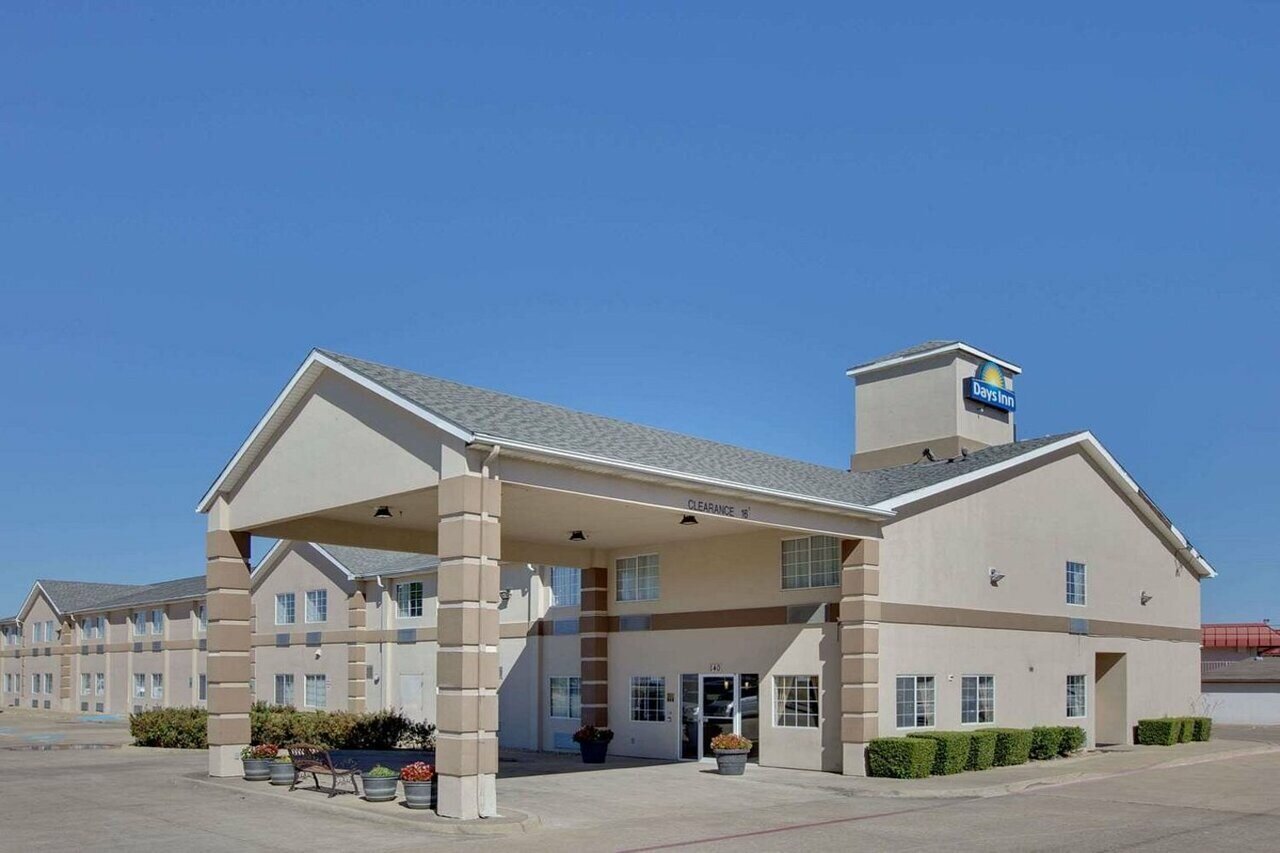 Фото отеля 1