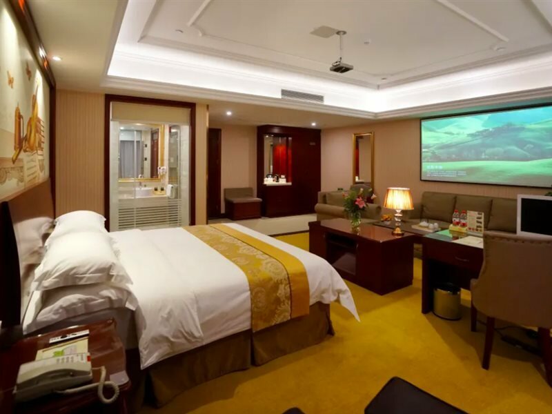Фото Ji Hotel Shanghai Pudong Airport Free Trade Zone