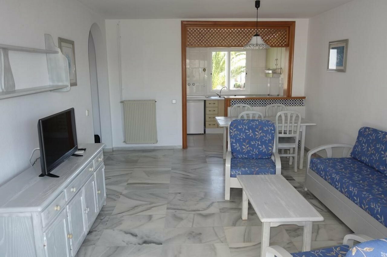 Фото Golf Center Pueblo Apartments