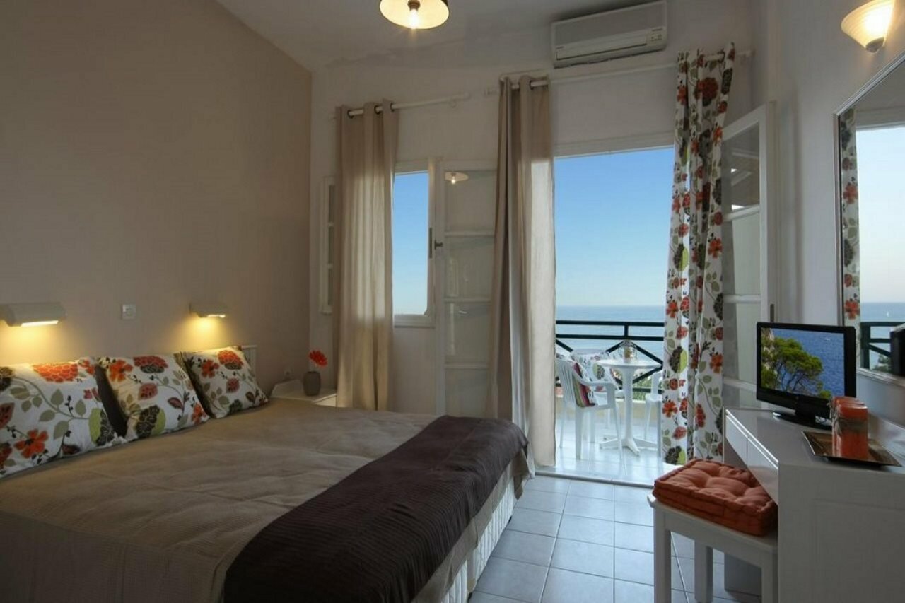 Фото Chrysland Hotel