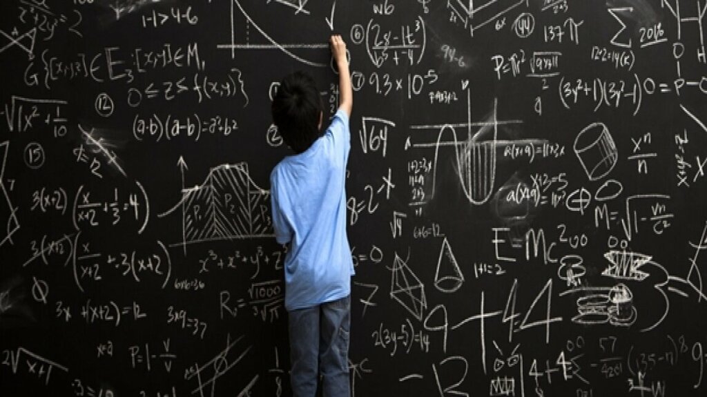 School Ataturk Middle School, Akkisla, photo