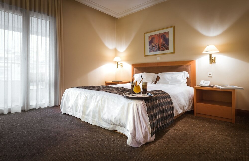 Фото Golden Age Hotel