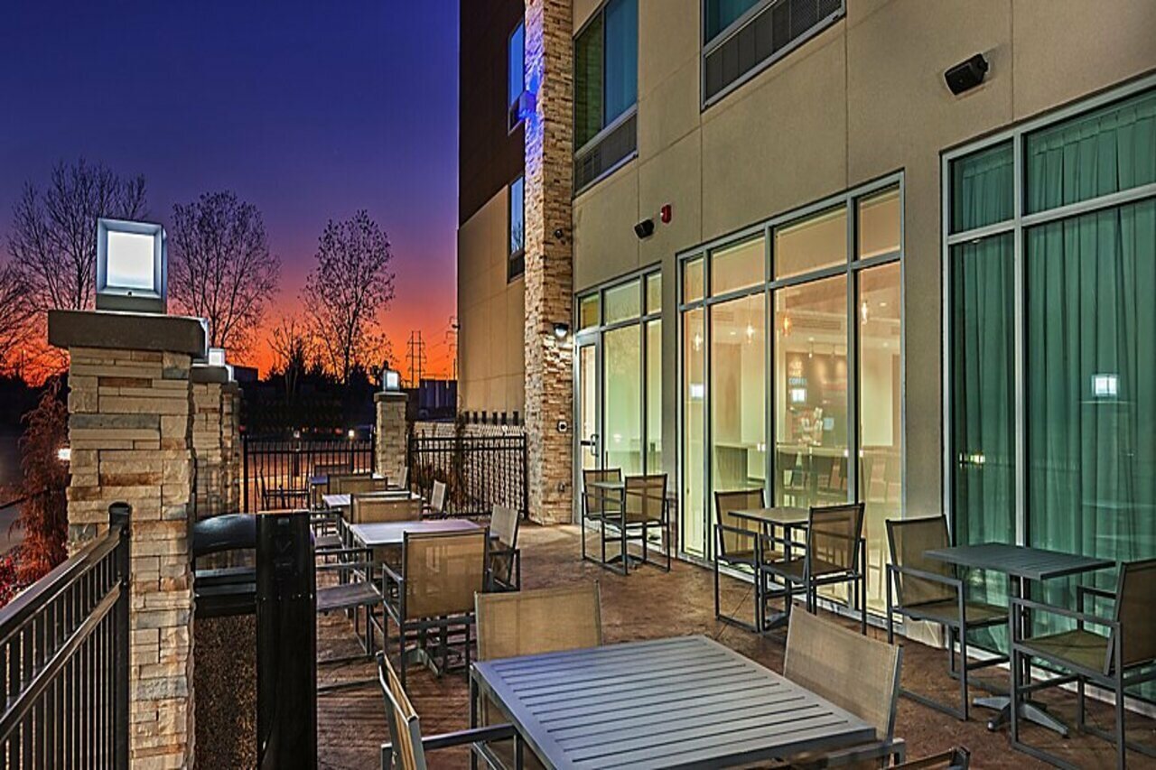 Фото Holiday Inn Express & Suites Tulsa Northeast - Owasso, an Ihg Hotel