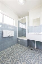 Фото Forrest Hotel and Apartments