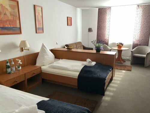 Гостиница Hotel Kaiser в Менхенгладбахе