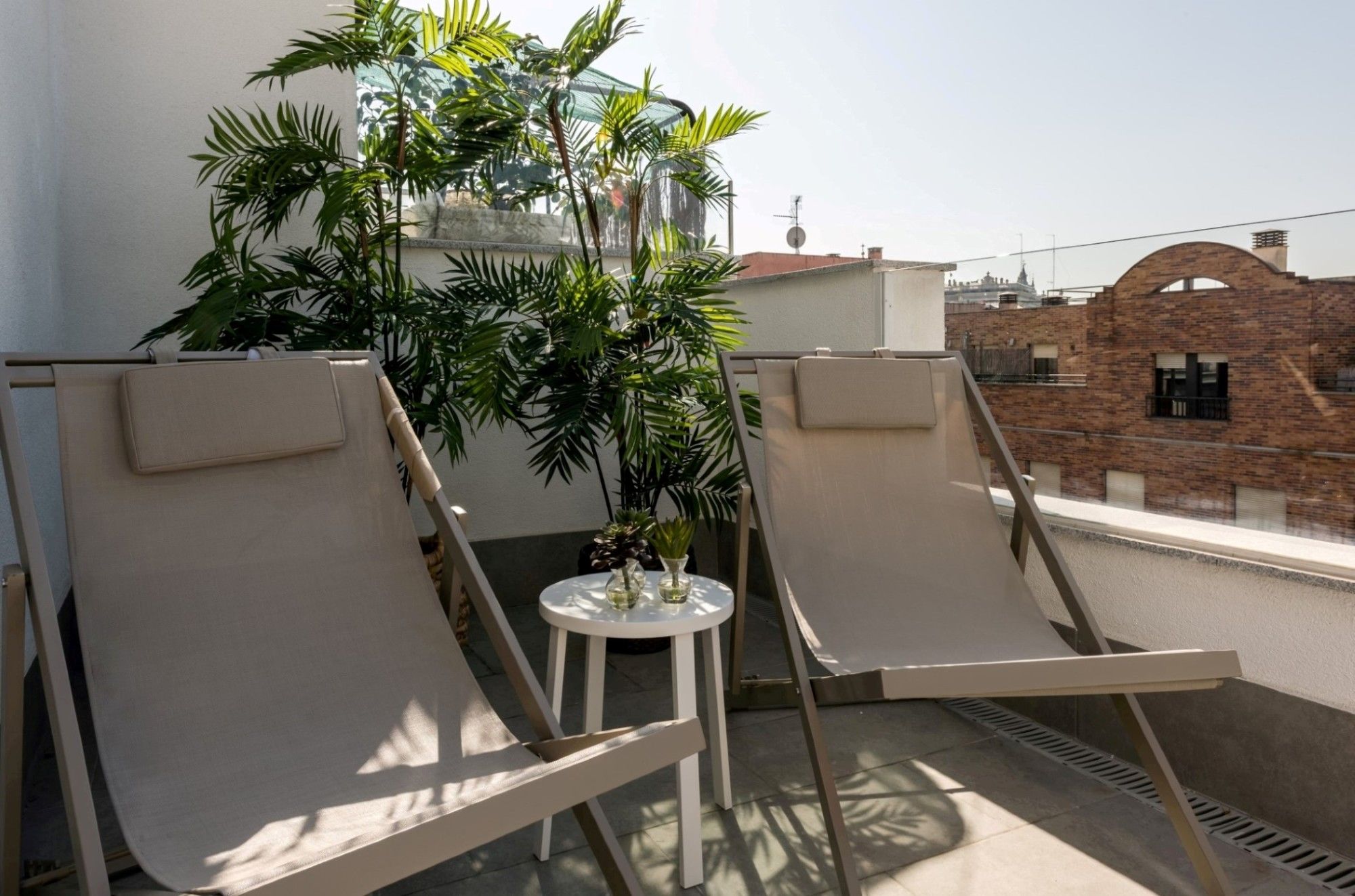 Фото Plaza de España Skyline