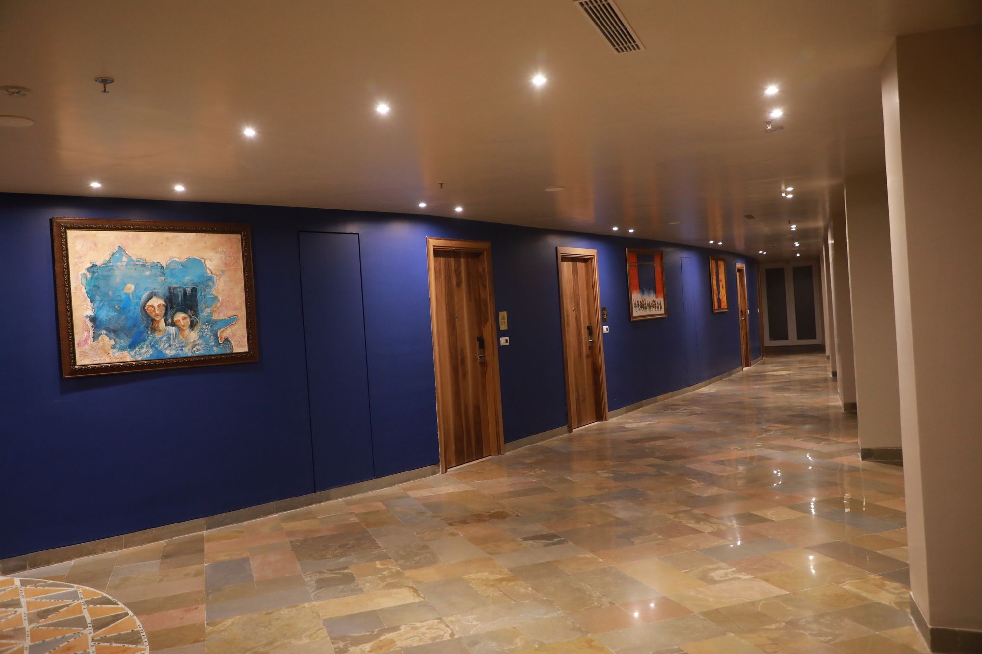 Фото JuSTa Sajjangarh Resort & SPA