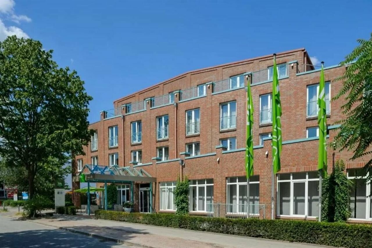 Фото Ibis Styles Hamburg Alster City