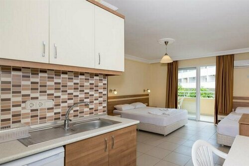 Гостиница Catty Cats Garden Hotel в Сиде