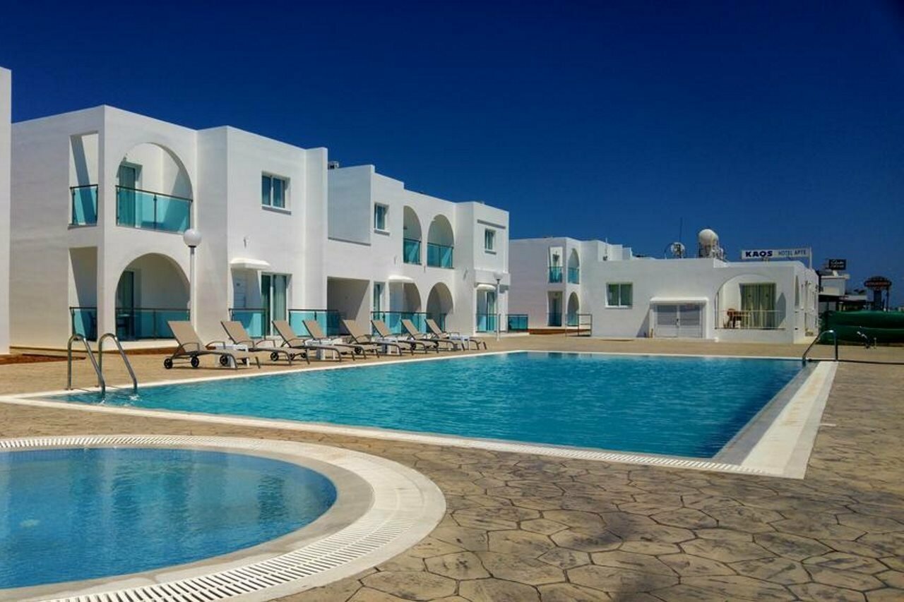 Фото Kaos Hotel Apartments