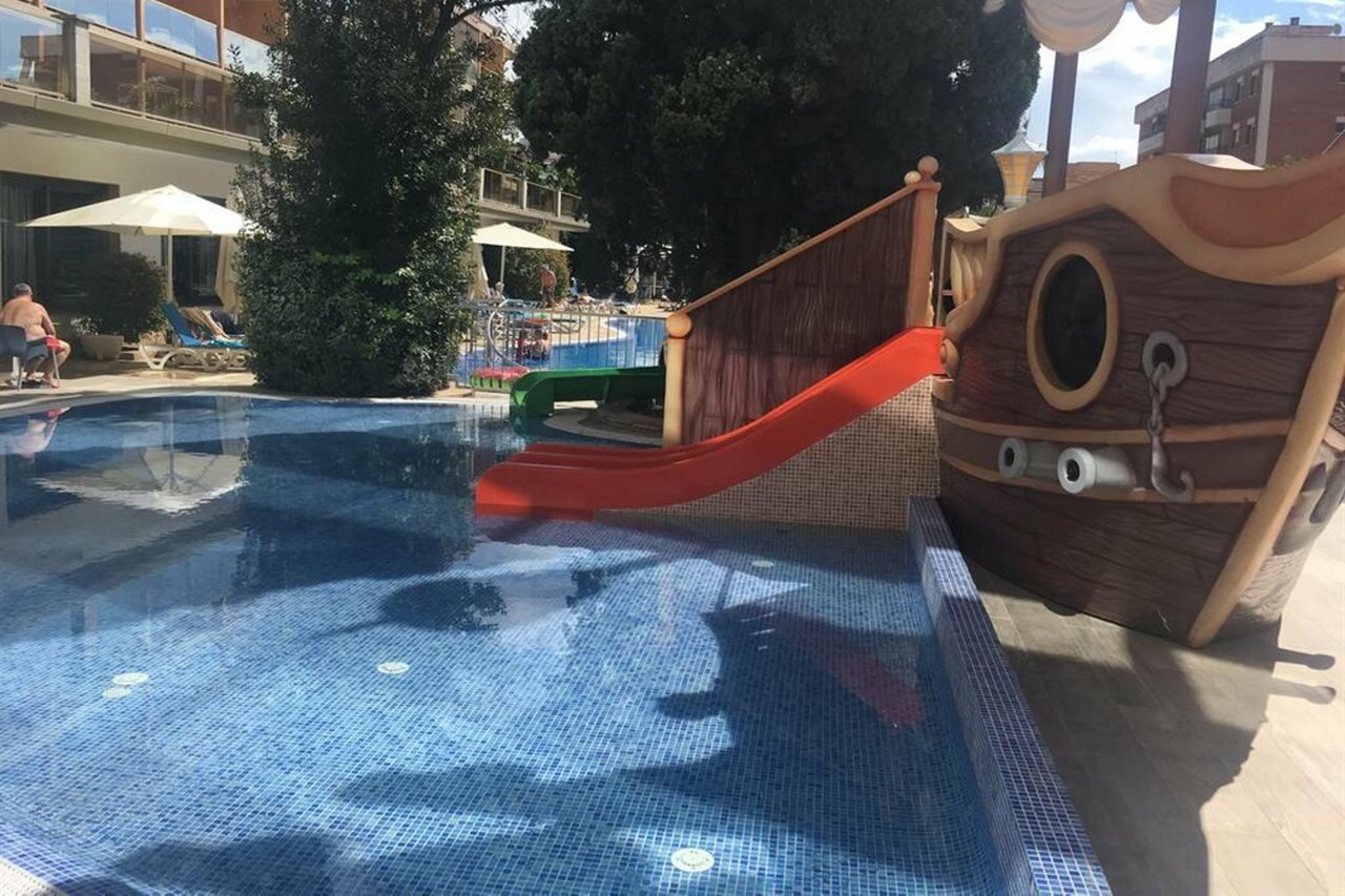 Фото Hotel Bon Repos