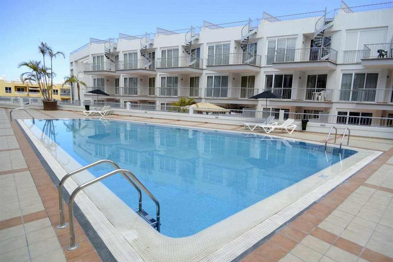 Фото Arena Suites