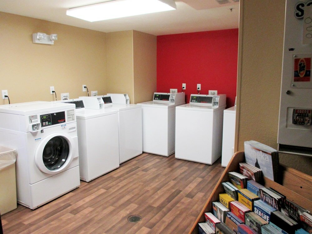 Фото Extended Stay America Suites Kansas City Country Club Plaza