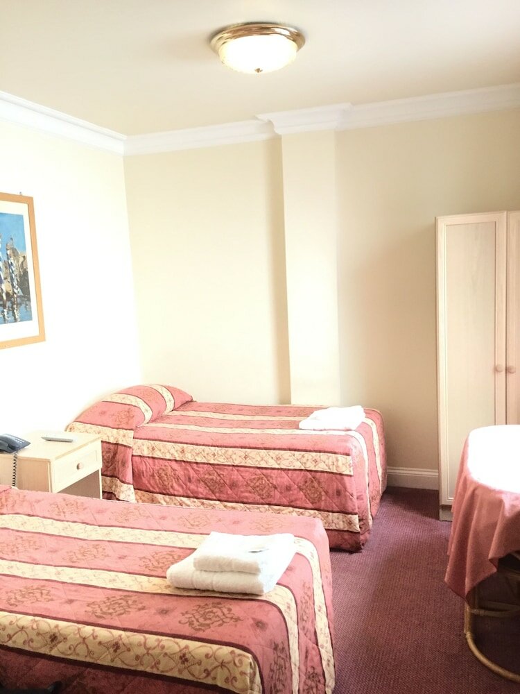 Фото Brompton Hotel