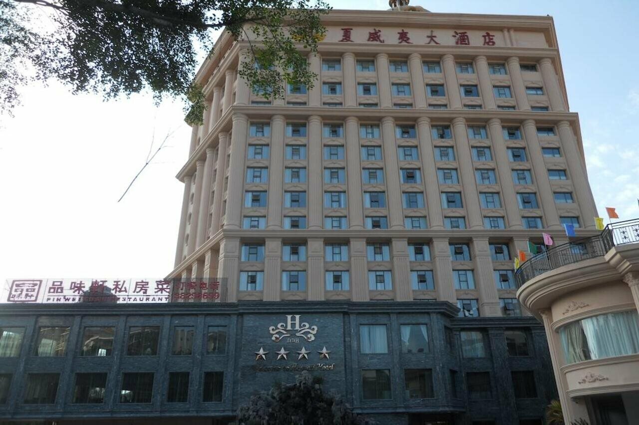 Фото Hawaii Hotel