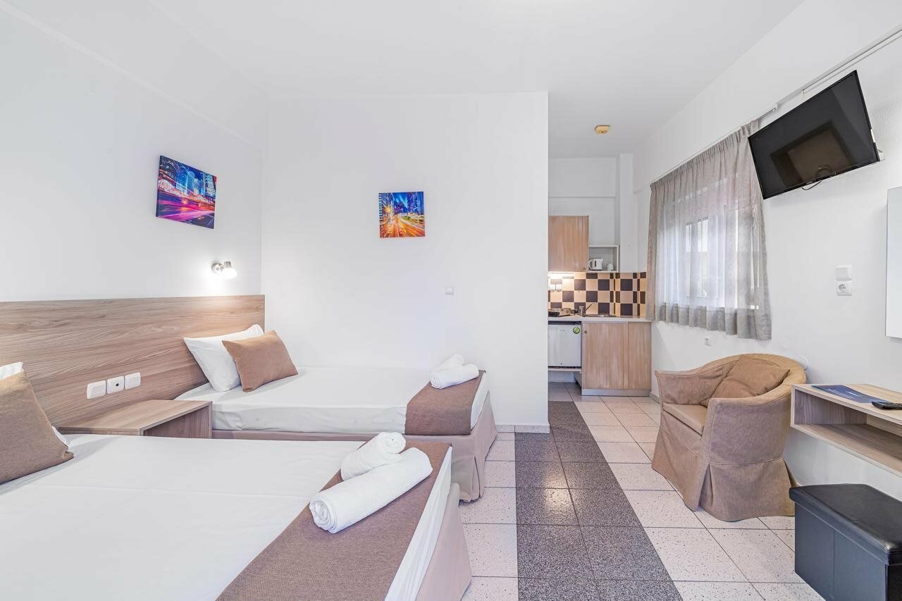 Фото Happy Days Studios