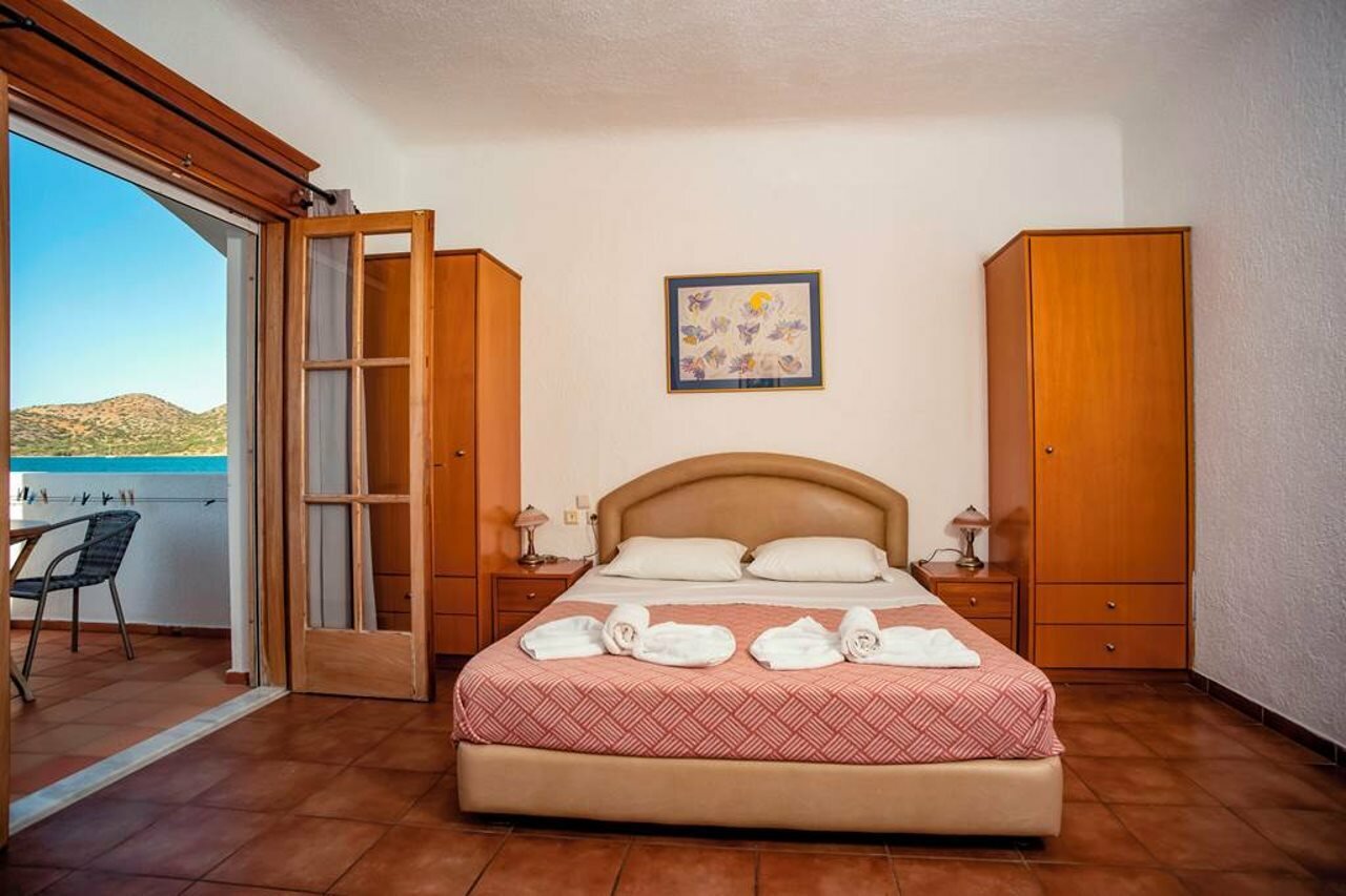 Фото Elounda Alikes Suites & Studios