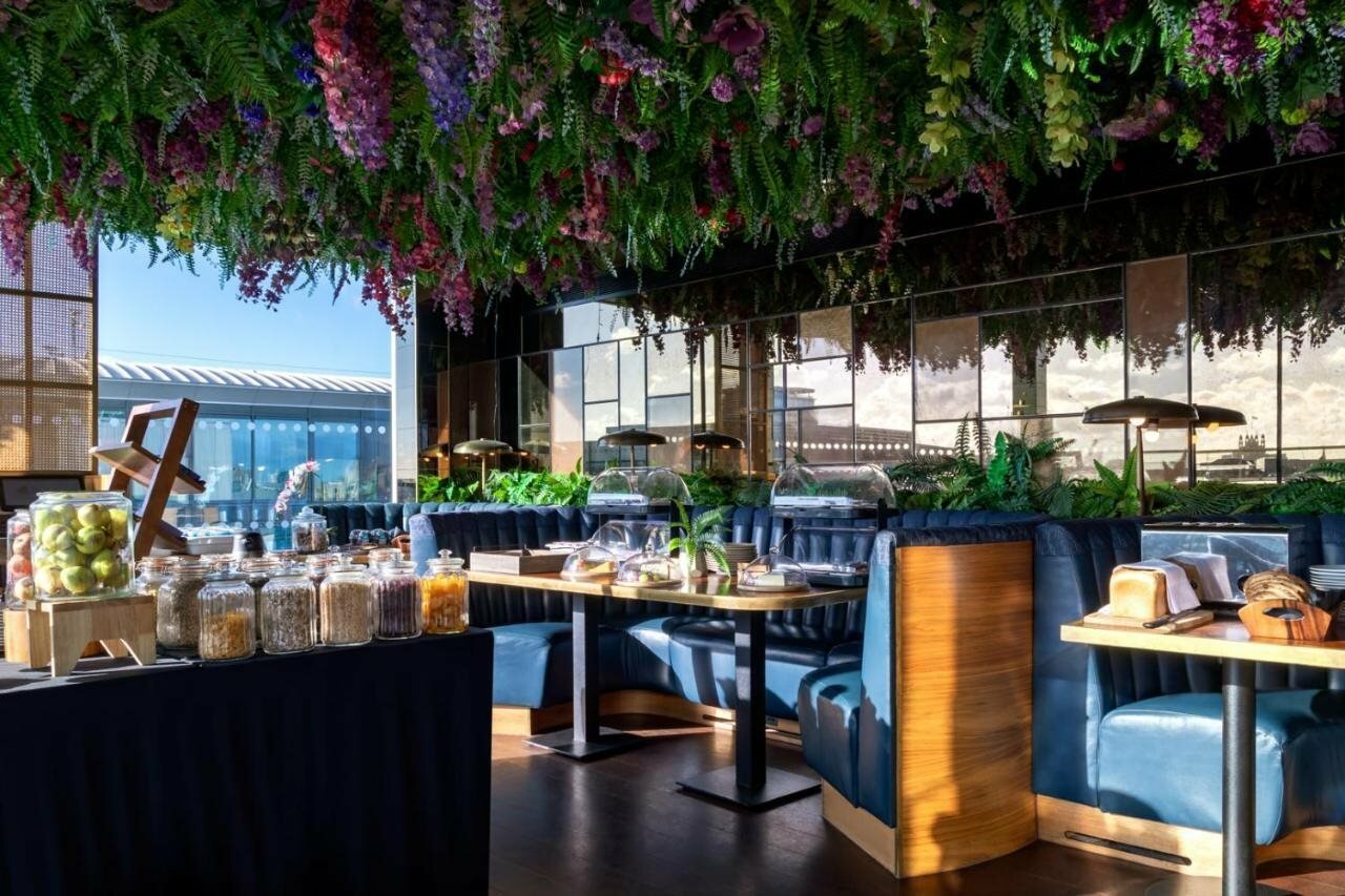 Фото Hotel Indigo London - 1 Leicester Square