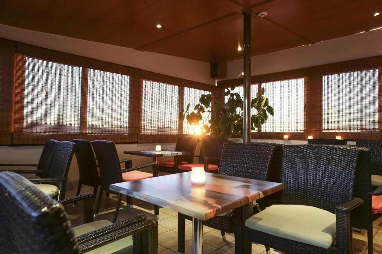 Фото Attalos Hotel