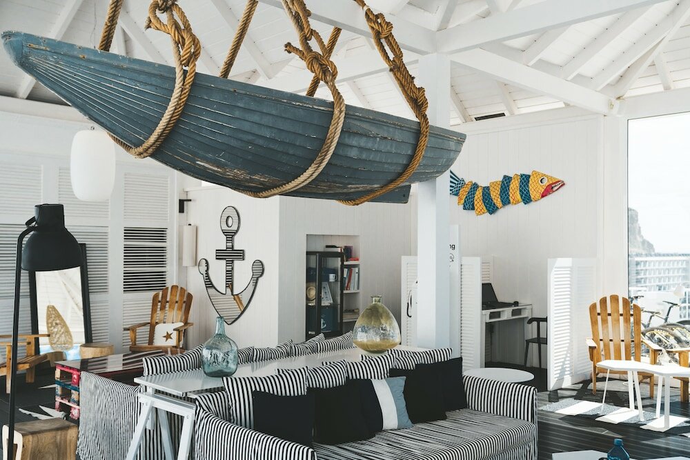 Фото Marina Bayview - Adults Only