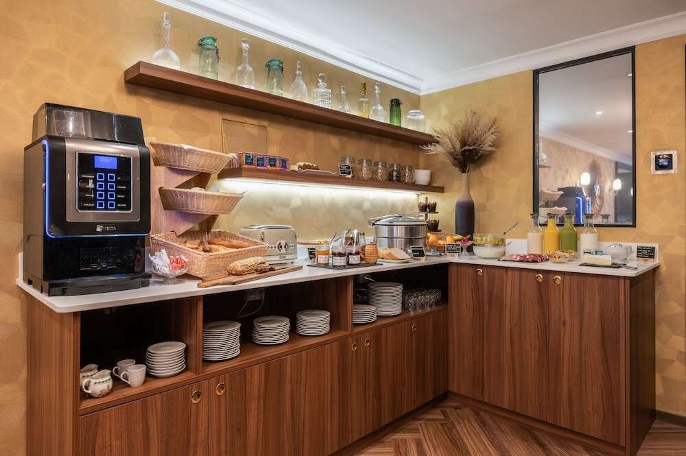 Фото Hôtel Royal Saint Germain