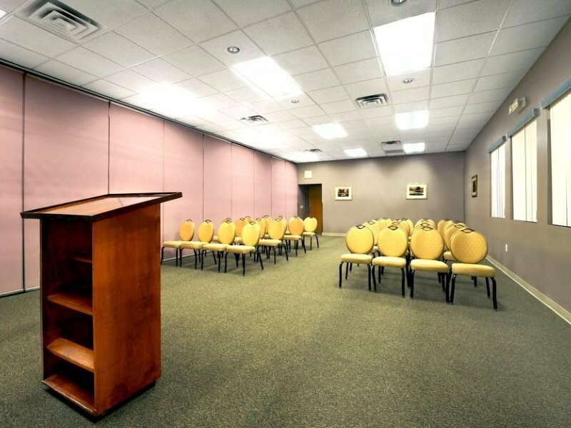 Фото Howard Johnson by Wyndham Ocala Fl