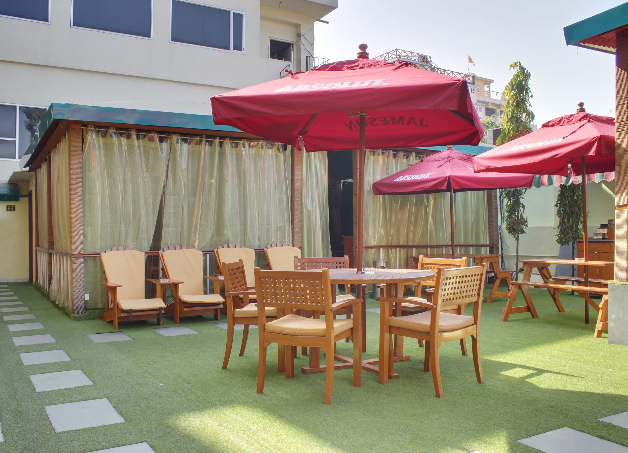 Фото Hotel Shikha Jaipur City Centre