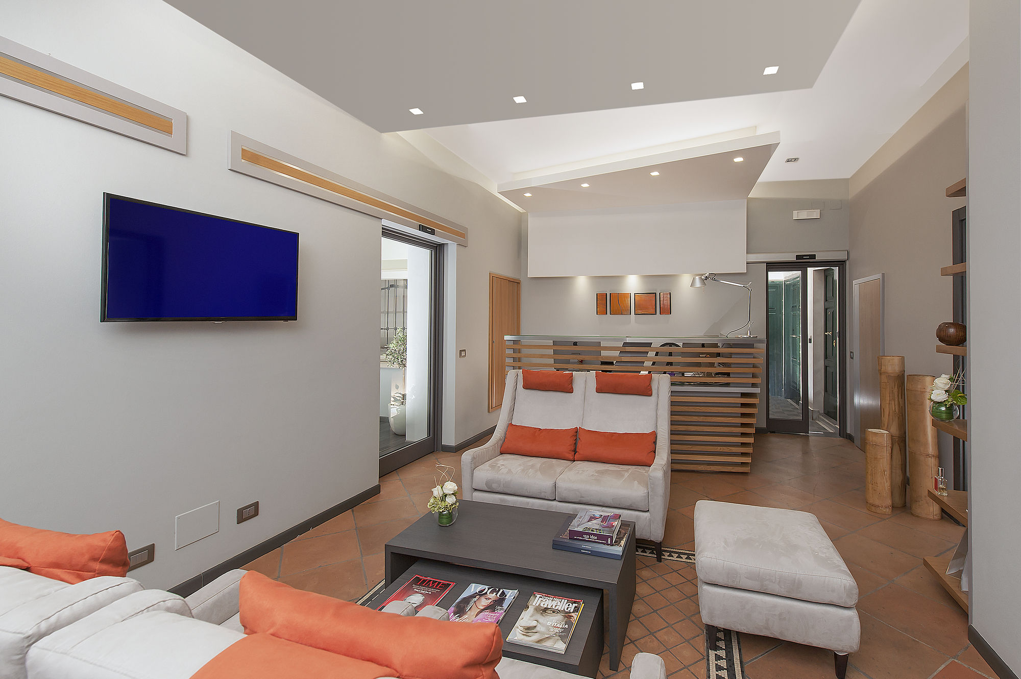 Фото Daphne Luxury Suites