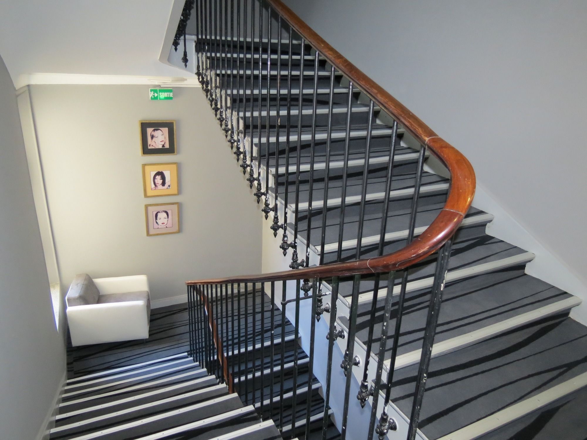 Фото Hotel Amirauté