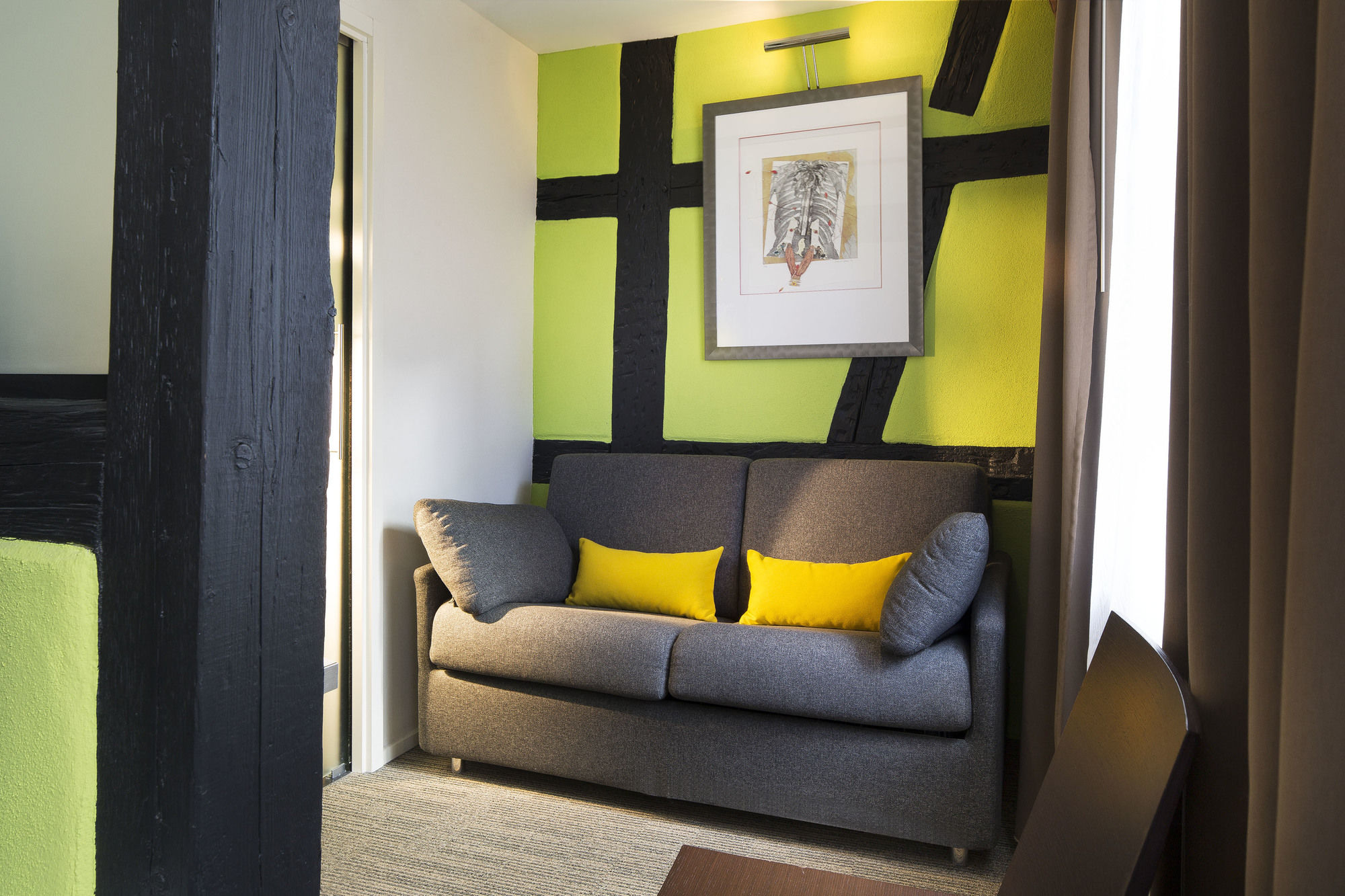 Фото Hôtel Le Colombier