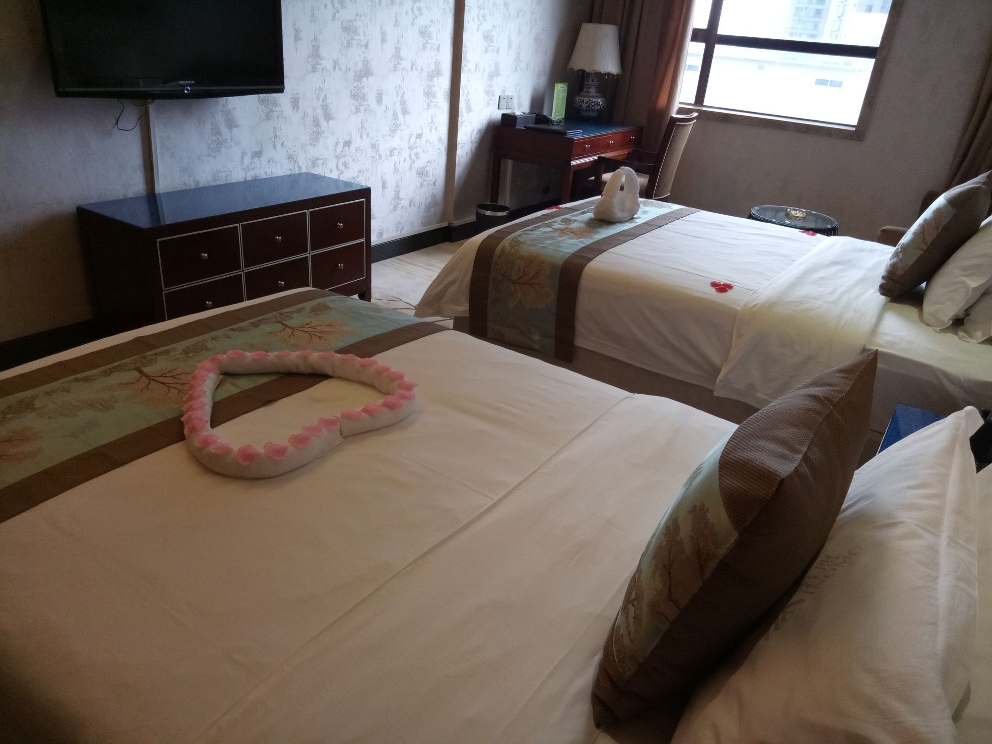 Фото Alice • Shuishanfang Honorableincomparadble Hotel