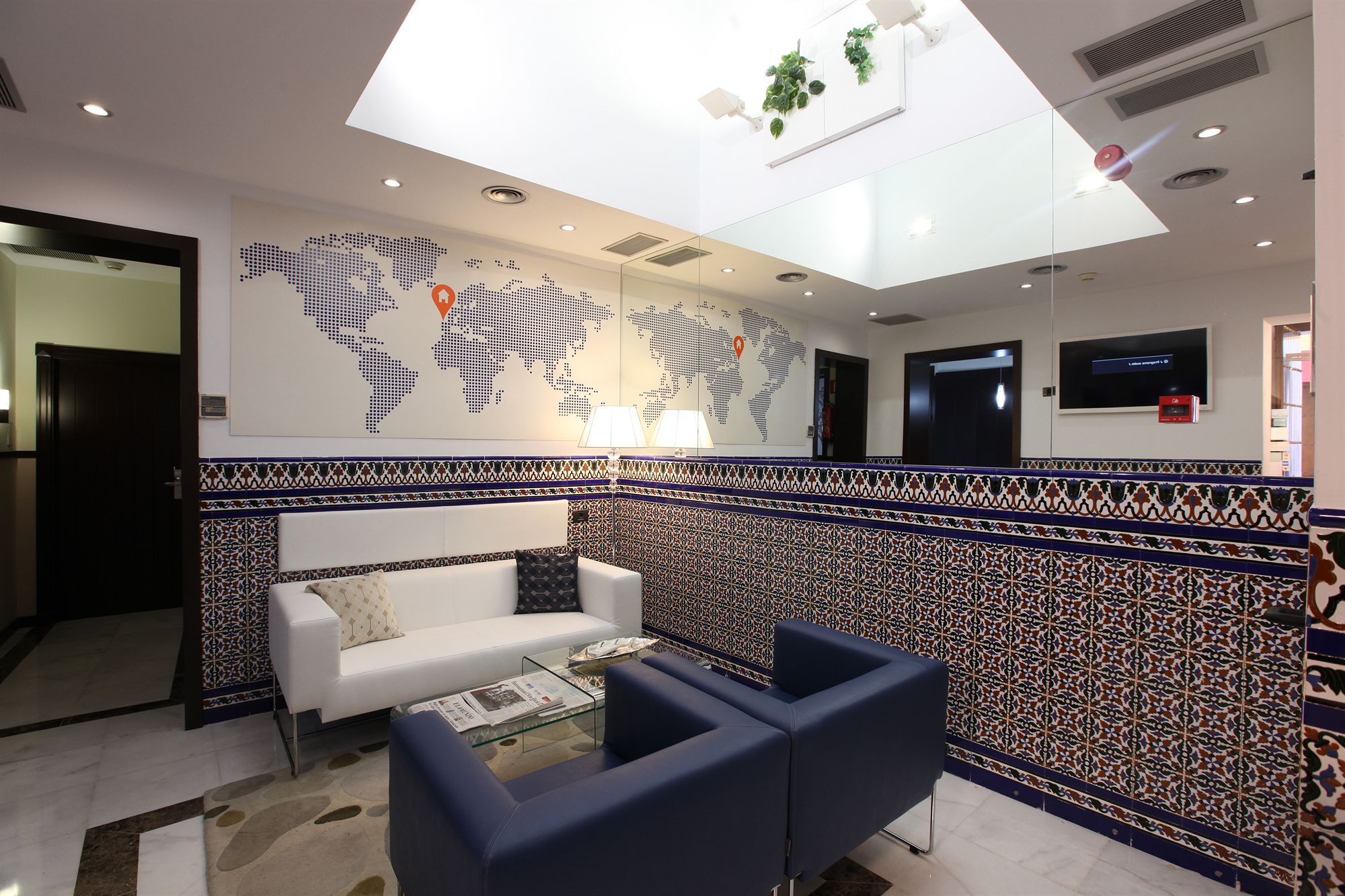 Фото U-Sense Sevilla Centro