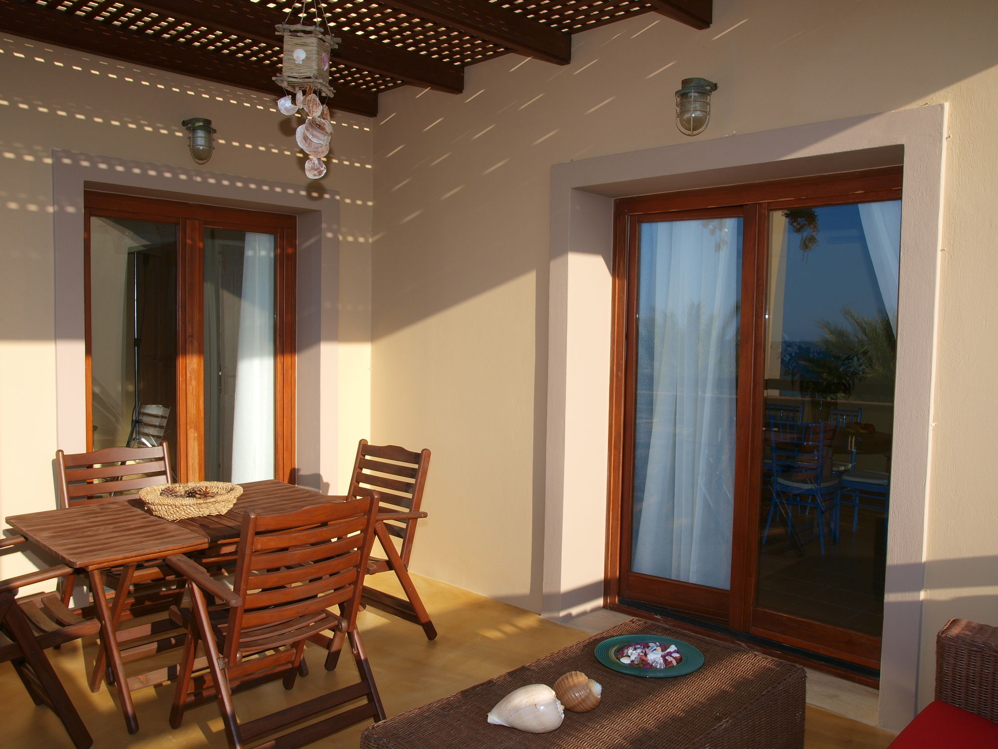 Фото Mylos Hotel Apartments