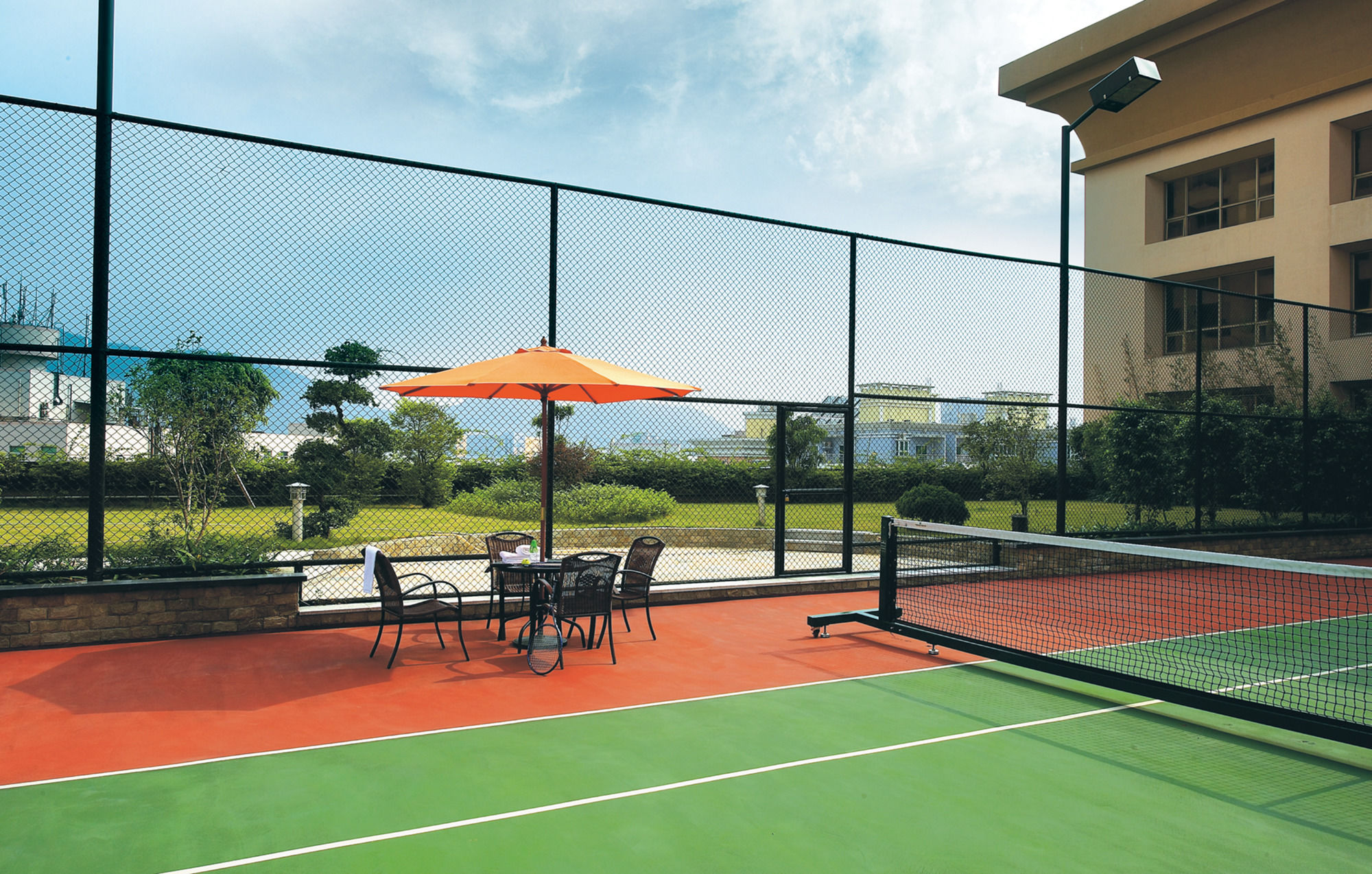 Фото Shenzhen Baolilai International Hotel