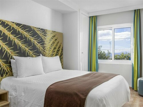 Внешний вид отеля Jardines del Sol в Яйсе, фото 5