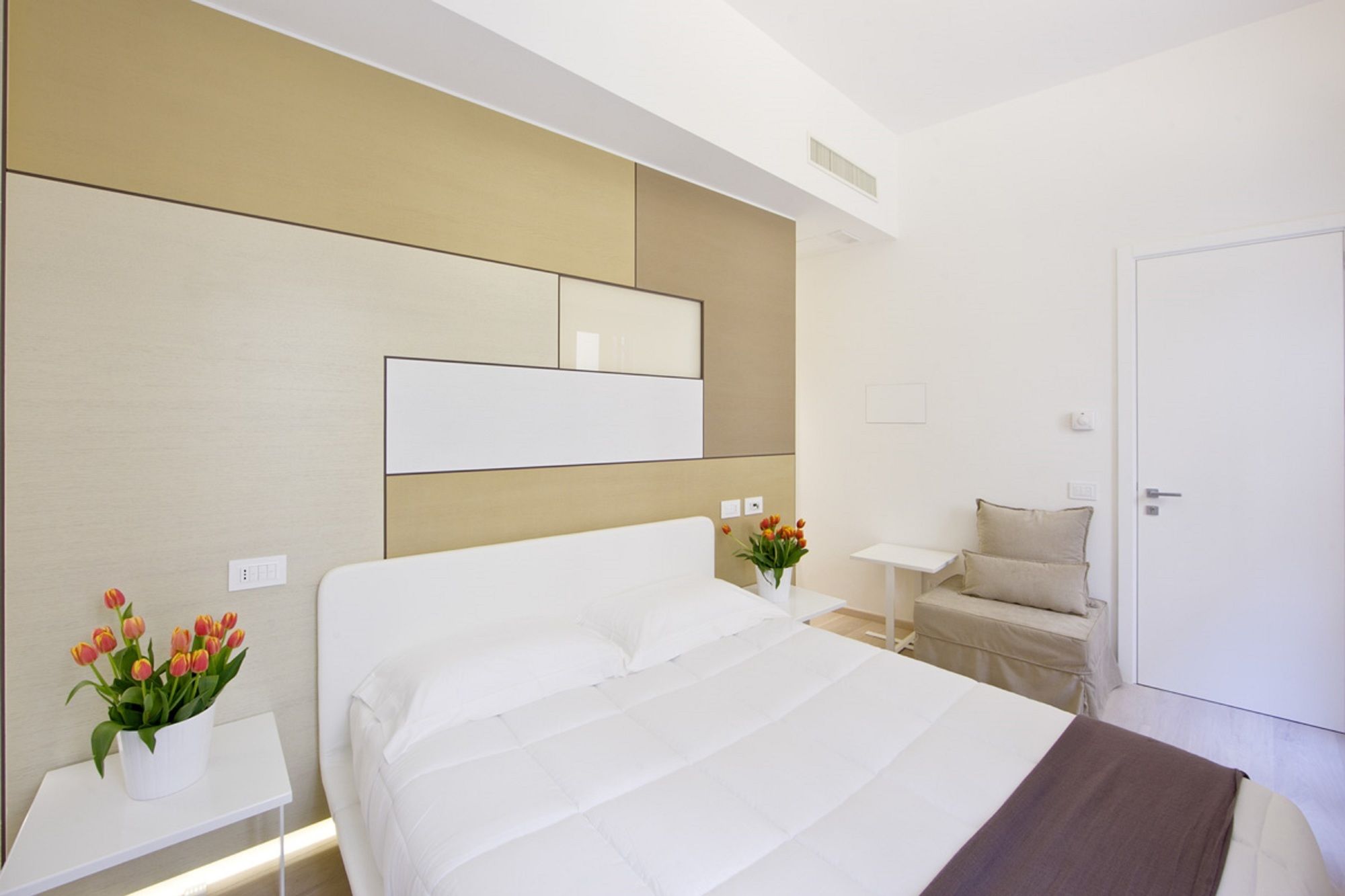 Фото Santacroce Luxury Rooms