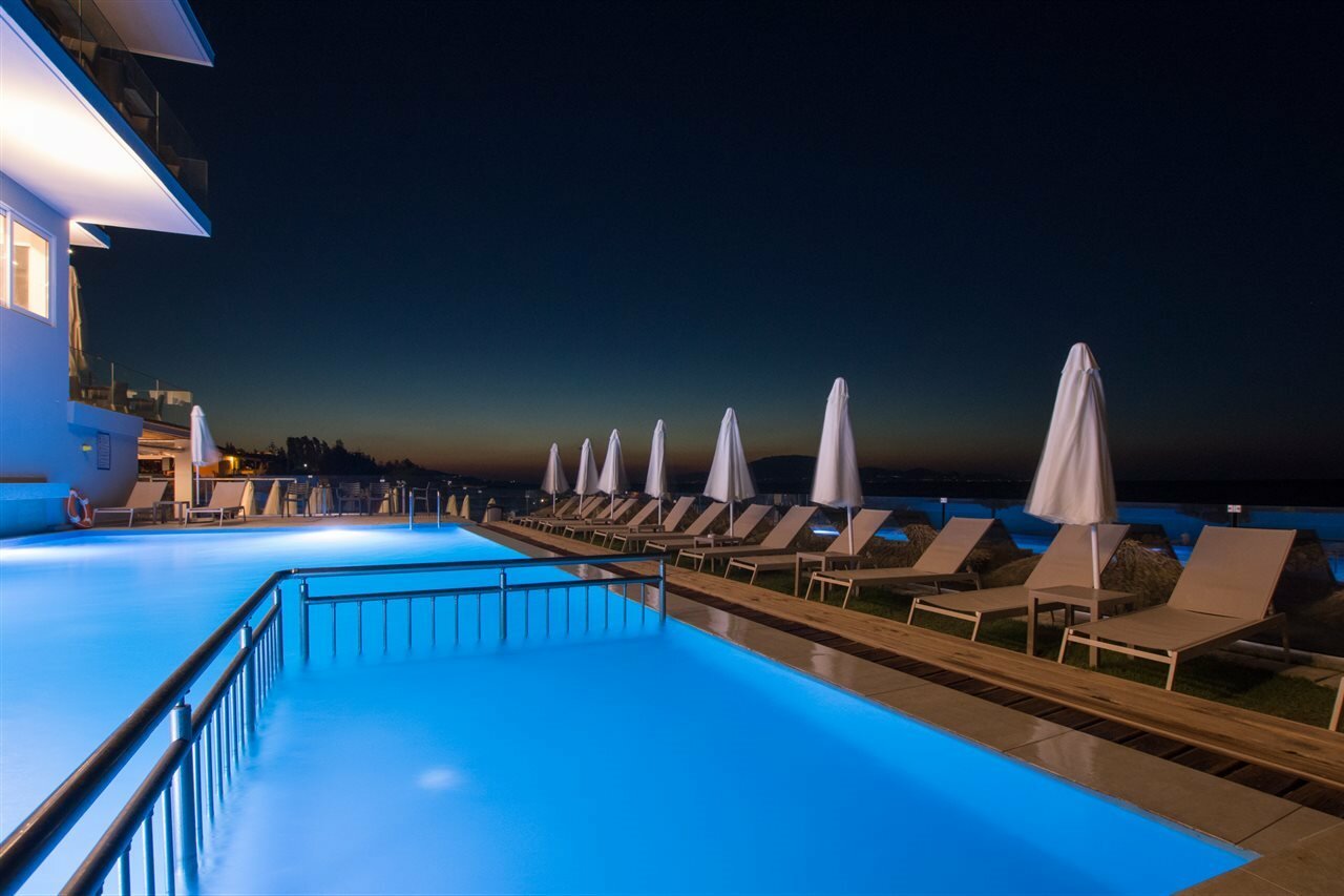 Фото Golden Coast Resort