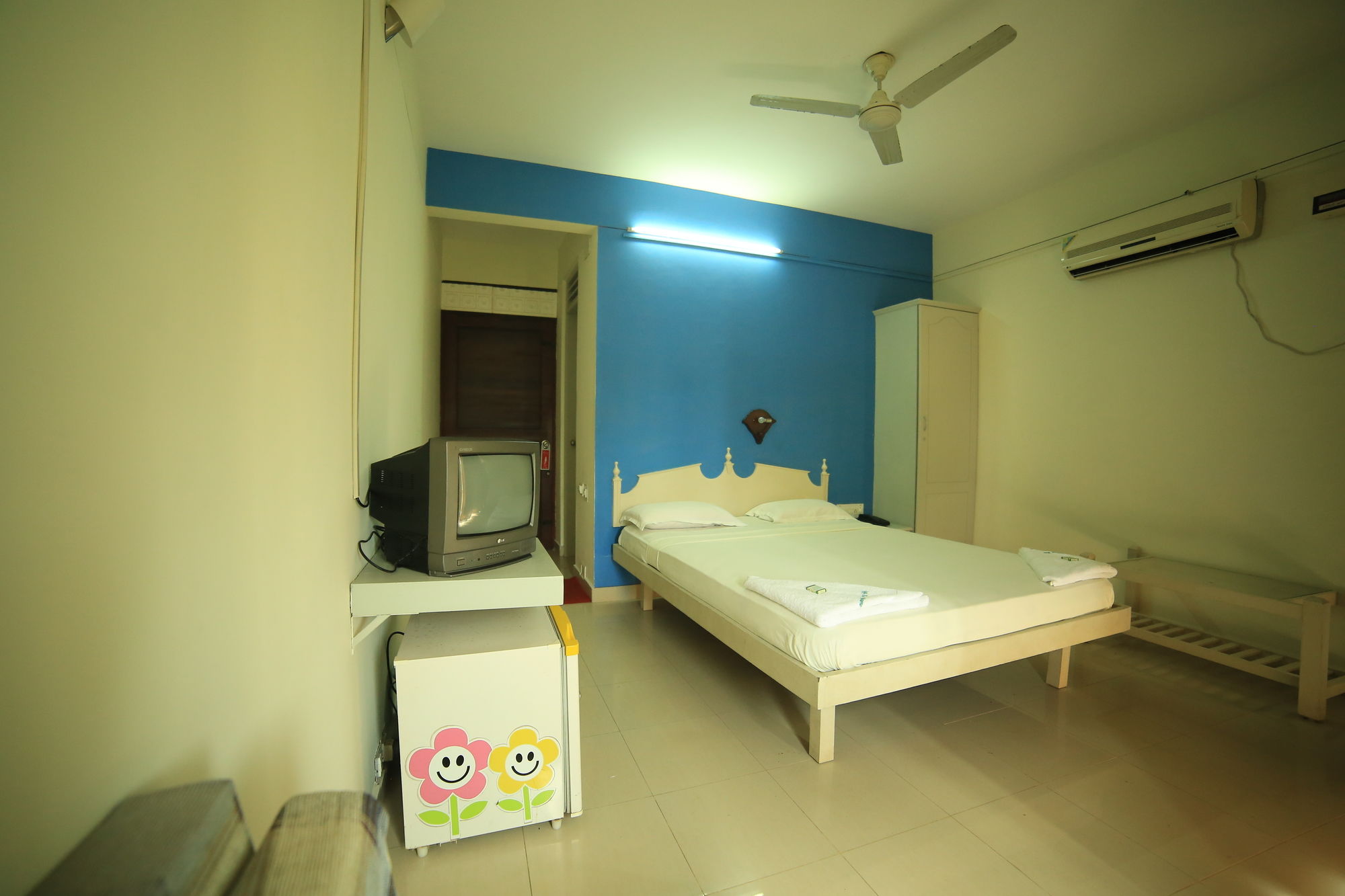 Фото Ss Beach Resort